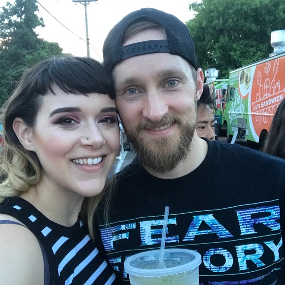 Meet your Posher, Vanessa - Picture 4 of 4